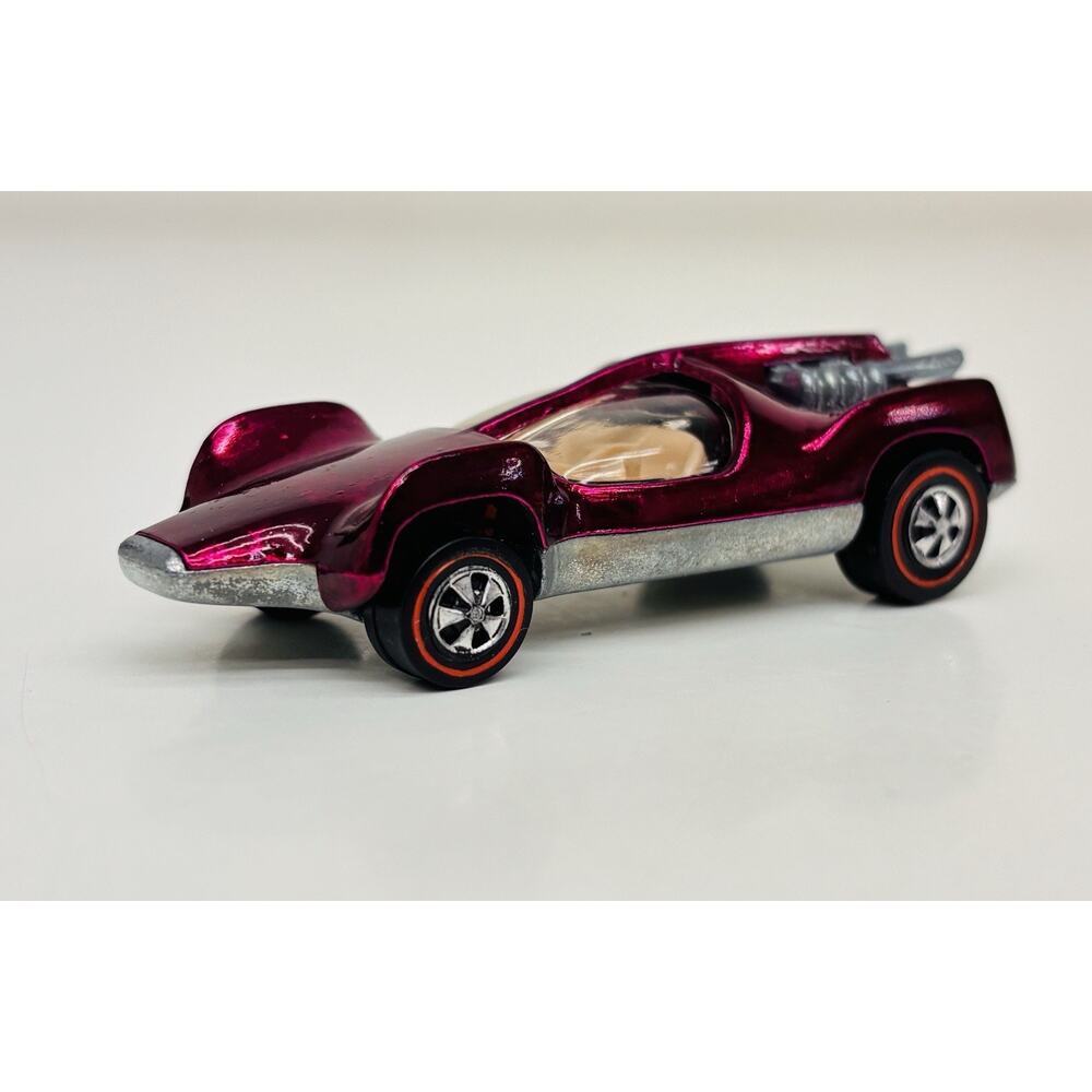 Hot Wheels Redline Mantis Magenta US White Interior